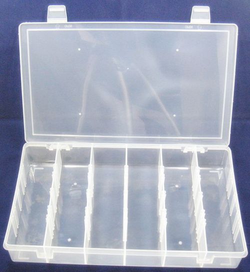 6 BIN LARGE PLASTIC BOX